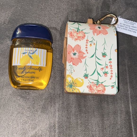 Bath and body works fall santizer holder with santizer - Picture 3 of 3